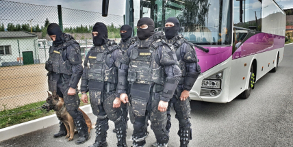 Obrazem: Razie v příbramské věznici rozbila drogový obchod, policie obvinila šest osob