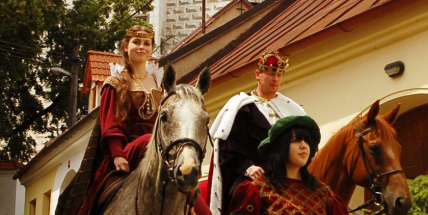 Den s královnou Johankou v Rožmitále nabídne bohatý program