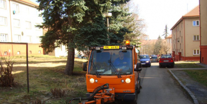 Úklid komunikací po zimě začne letos dříve