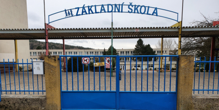 Ředitelé škol dostanou od ministerstva manuály pro chod výuky