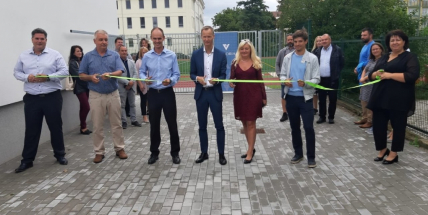 V Dobříši otevřeli nový školní pavilon pro 120 dětí