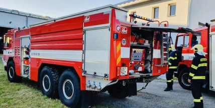 Tři hasičské jednotky likvidovaly ve výrobní firmě v Příbrami požár autogenní soupravy