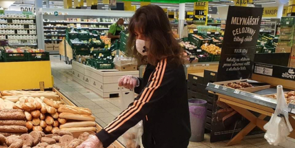 Víkendový rekord: Dnes zatím přibylo 884 případů