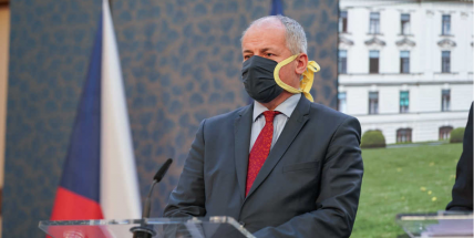 Prymula chce vyhlásit nouzový stav na měsíc