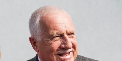 Exprezident Klaus navštívil příbramskou společnost ZAT