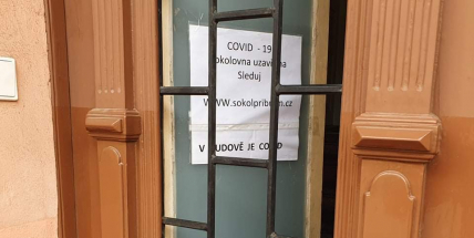 Příbramská sokolovna se kvůli riziku nákazy covidem uzavřela pro cvičence