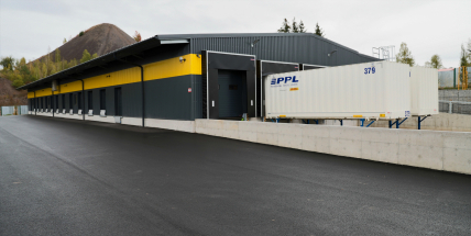 PPL otevřelo v Příbrami nové depo, odbaví až 4 500 zásilek denně