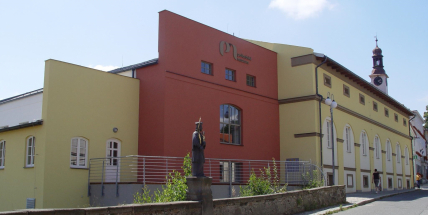 Středočeská muzea po uzavření pečují o sbírky a chystají výstavy