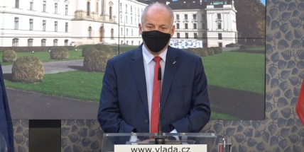 Ve středu ráno mimořádně zasedne vláda