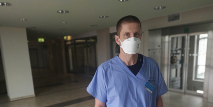 Lékař z první linie: V nejbližších dnech poznáme, co se stane, když lidé nedodržují opatření