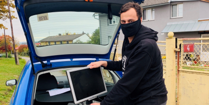 Darujte počítač, tablet nebo myš. Do sbírky pro děti na distanční výuce se zapojíte i v Příbrami