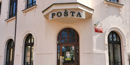 Dočasně bude opět možné vyzvedávat důchody na základě plné moci