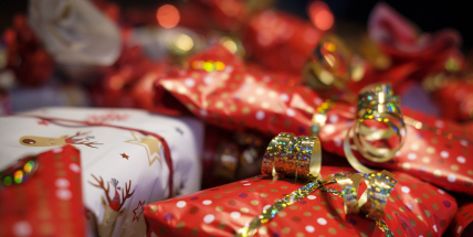 Průzkum: Lidé budou mít kvůli pandemii nižší vánoční výdaje