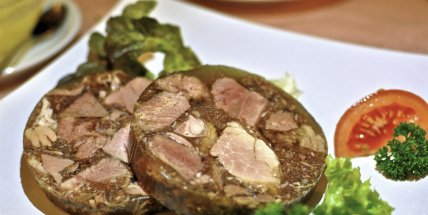 Troufnete si doma připravit sulc nebo tlačenku?