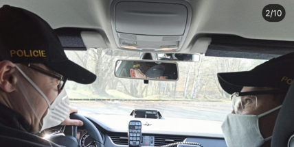 Policie odhalí při kontrole elektronických známek i kradené vozy