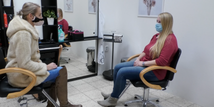 Nůžky a barvy připraveny, zákazníci zaplnili diáře do konce roku