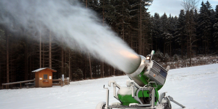 Lyžařské areály v Česku se otevřou 18. prosince