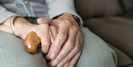 Po téměř dvou měsících jsou možné návštěvy v domovech seniorů