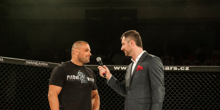 Včera navštívil Příbram i Karlos „Terminátor“ Vémola