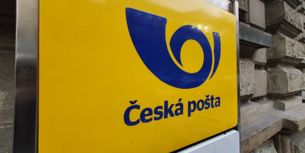 Na České poště padl rekord v počtu přepravovaných zásilek