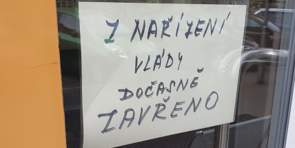 Uzavřené provozovny dostanou 400 korun za pracovníka a den