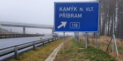 Vláda schválila návrh smlouvy k výstavbě a provozu části dálnice D4 mezi Příbramí a Pískem