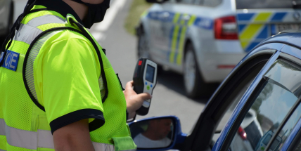 Po nehodě na Příbramsku nadýchal cizinec 3,5 promile