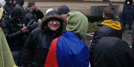 Byla nám strašná zima, ale v demonstracích budeme určitě pokračovat, řekl Janeček