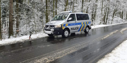 Na některých středočeských silnicích leží vrstva sněhu