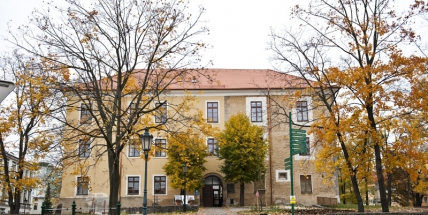 Zámeček se zřejmě dočká dalších nových oken