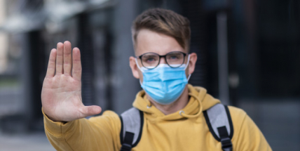 ÚKŠ rozpracuje podmínky březnového návratu maturantů do škol