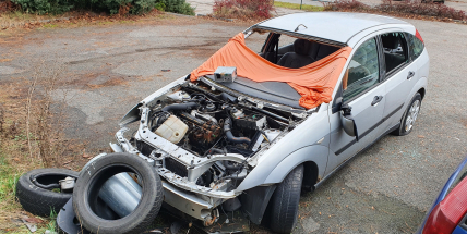 Z příbramských ulic začínají mizet odstavené vozy