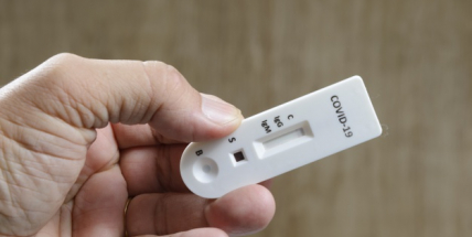 V ČR je test na koronavirus, který si může každý udělat sám