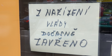 Ústavní soud zrušil část usnesení vlády zakazjící maloobchodní prodej