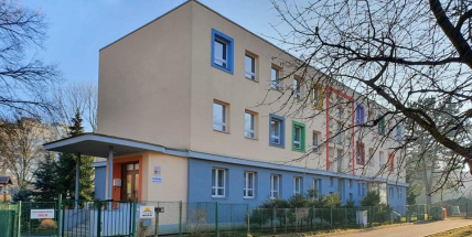 V Příbrami otevřeli mateřinku a základní školu. Jsou určené nejen pro děti záchranářů