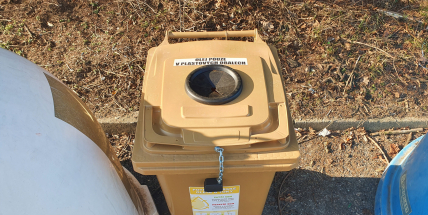 Nádoby na jedlé tuky a oleje nově také v ulicích Příbrami