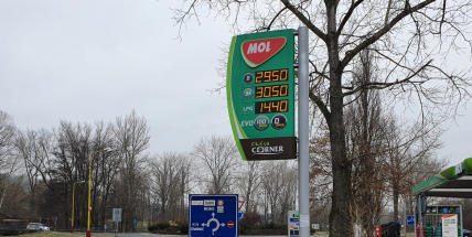 Litr benzinu překročil hranici 30 korun