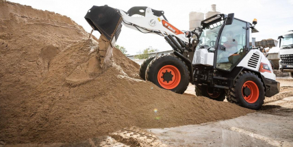 Doosan Bobcat EMEA začal vyrábět v Dobříši kolové nakladače