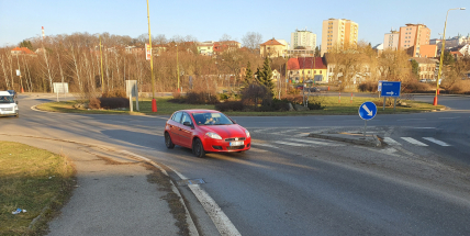 Stavbaři začnou opravovat největší okružní křižovatku v Příbrami již v pondělí
