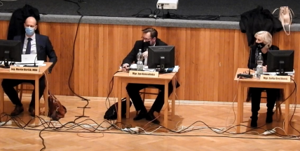 Zastupitelé dnes budou řešit hlavně dotace a prodej městských bytů