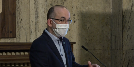 Blatný: Nejsem si vědom pochybení, rozvolňovat je třeba opatrně