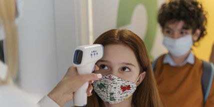 Počty žáků s pozitivním testem podle epidemiologa Smejkala zřejmě porostou