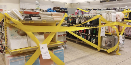 O otevření obchodů a služeb rozhodne vláda ve čtvrtek