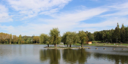 Hezké počasí a vidina rozvolňování svádí návštěvníky k porušování stávajících pravidel