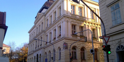 V Příbrami přejmenovali ulici po senátoru Vojířovi na Špitálskou