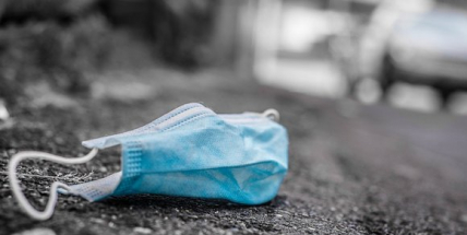 V pondělí přibylo 1 126 nakažených, vakcínu dostalo přes 74 tisíc lidí