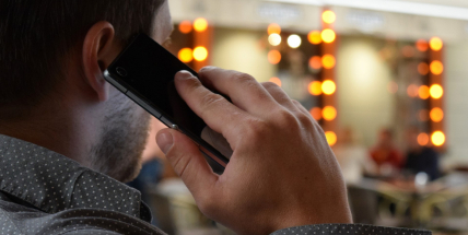 Hackeři znásobili podvodné telefonáty, při nichž se vydávají za banky