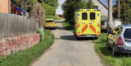 Příbramští policisté šetří případ sebevraždy. Muž se zastřelil v rodinném domě