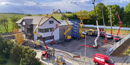 Firma Vondrášek pracovní plošiny se přestěhovala do nové provozovny v Milíně