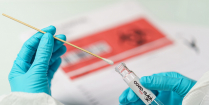 Počet hospitalizovaných s covidem se za poslední dva týdny snížil asi o dvě třetiny